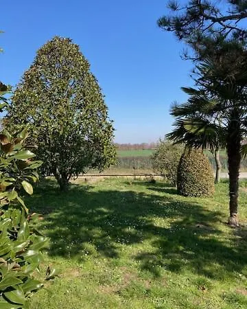 Bed & Breakfast Maison Country *